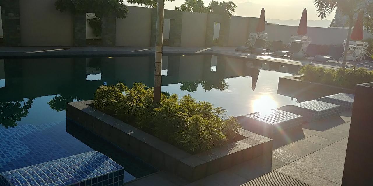 Mactan Newtown Seaview At One Pacific Residence Lapu-Lapu City Dış mekan fotoğraf
